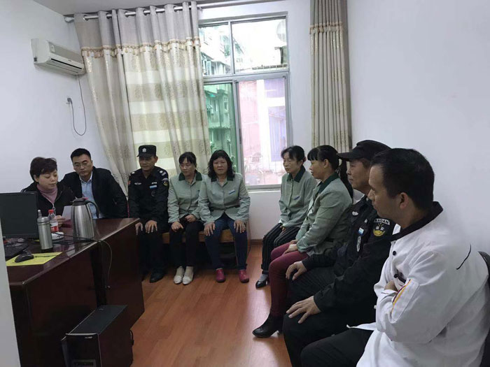 弘揚正能量，五合人義不容辭，危難之時(shí)伸援手